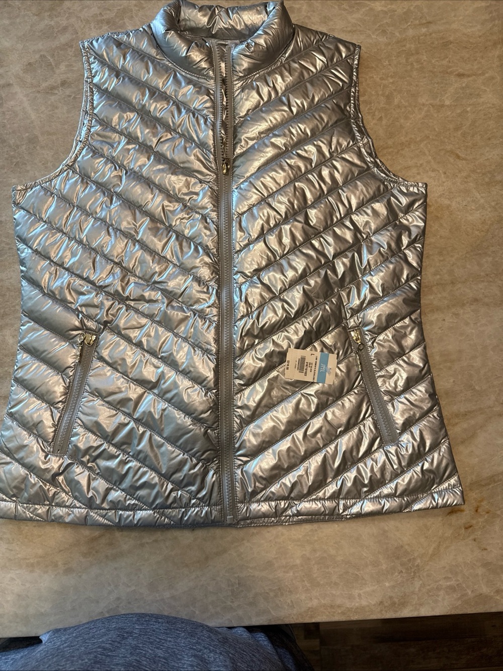 J.Mc Laughlin vest SZ Large NWT